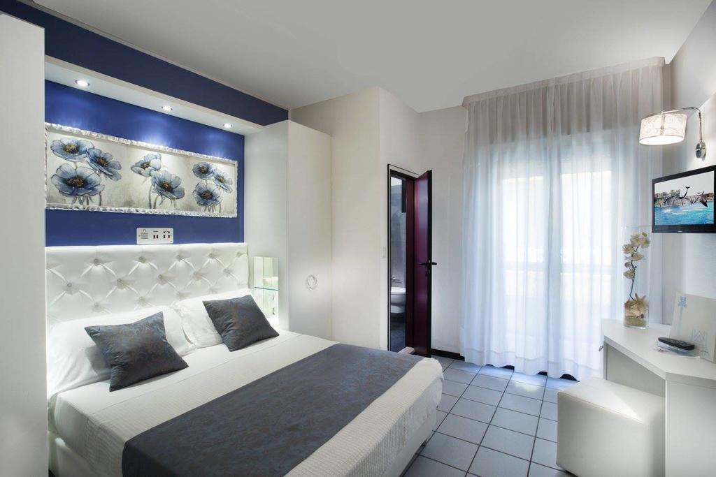 Hotel Ambassador Riccione Exterior photo